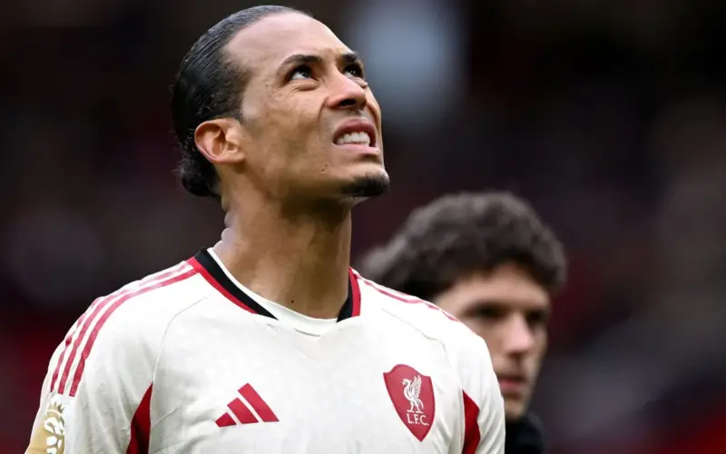 فان دايك يثور غضبًا: “هذا ليس ليفربول”